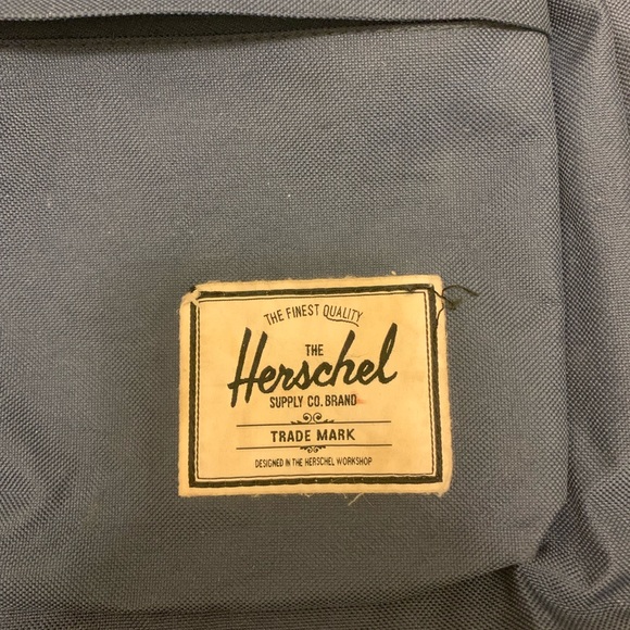 Herschel Backpack - Picture 2 of 5
